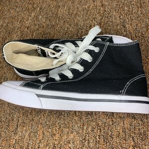 Joe Boxer tennis Shoes